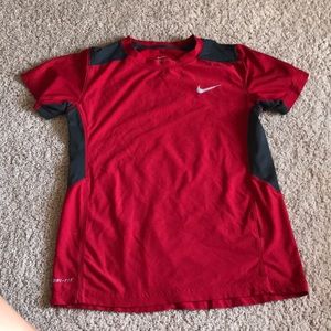 Nike boys dri-fit size medium
